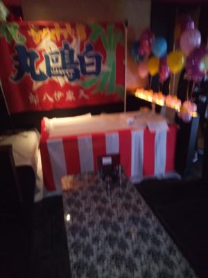 新宿歌舞伎町でマグロの解体ショー！！！
