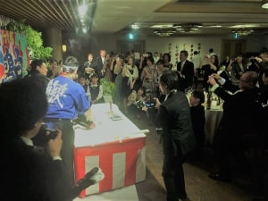愛知県豊橋のホテルで結婚披露宴マグロ解体ショー！！！