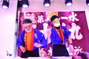 東京の法人様、新年会でマグロ解体ショー