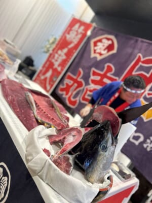 大阪市にある葬儀社様にて感謝祭イベントでマグロの解体ショーを行って参りました。